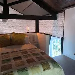 Mo's Loft At Platform's End *