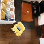 Mo's Loft At Platform's End Daire