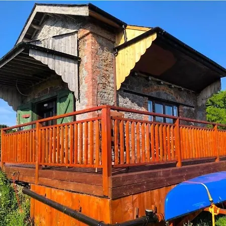 Mo's Loft At Platform's End * Dungarvan (Waterford)